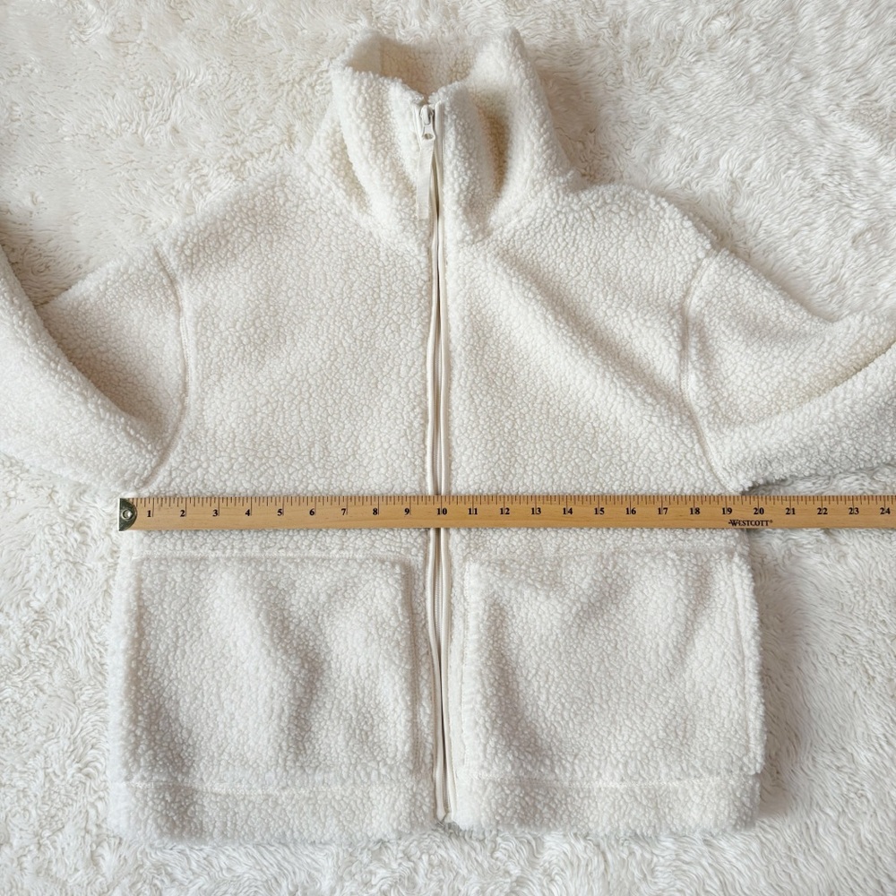 H&M Woman Cream Cozy Relax Fleece Zip-Up Sweater MEDIUM Classic Athleisure - Picture 5 of 6